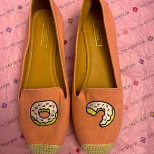 Pink Yoki DONUT espadrilles, size 10 (fits more like 9-9.5)
